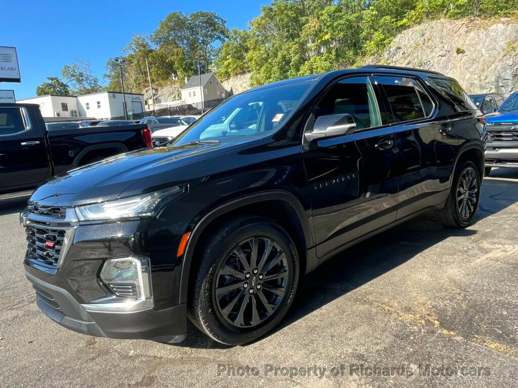 Used 2024 Chevrolet Traverse RS w/ LPO, Floor Liner Package image 7