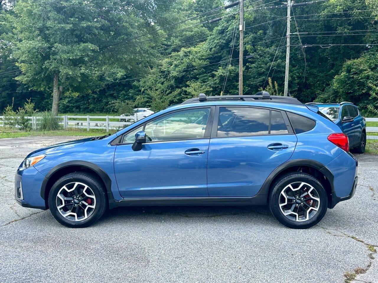 Used 2017 Subaru Crosstrek 2.0i Limited AWD/4WD image 5