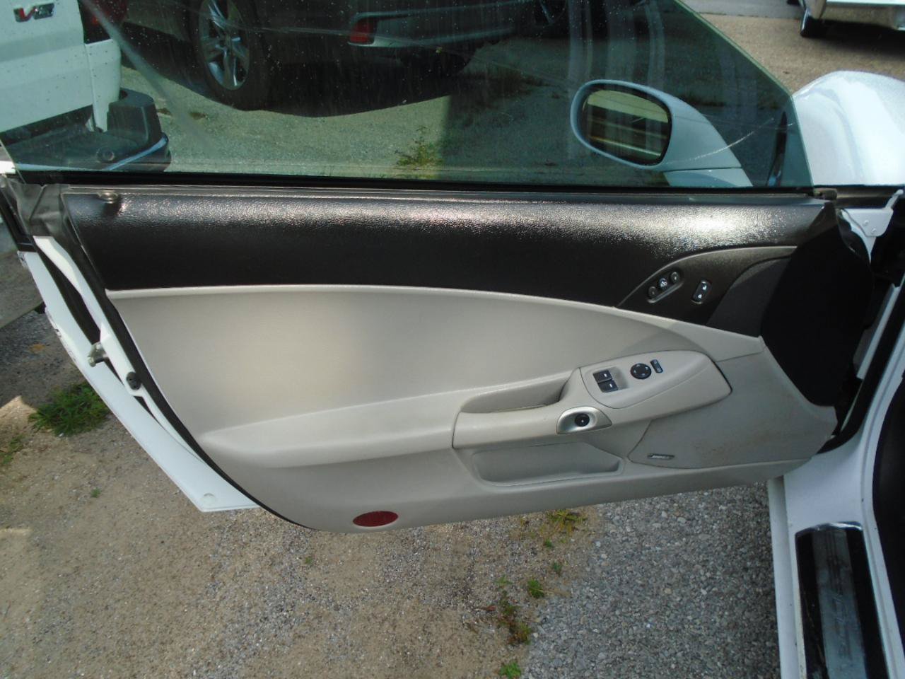 Used 2009 Chevrolet Corvette Convertible w/ Preferred Equipment Group RWD image 8