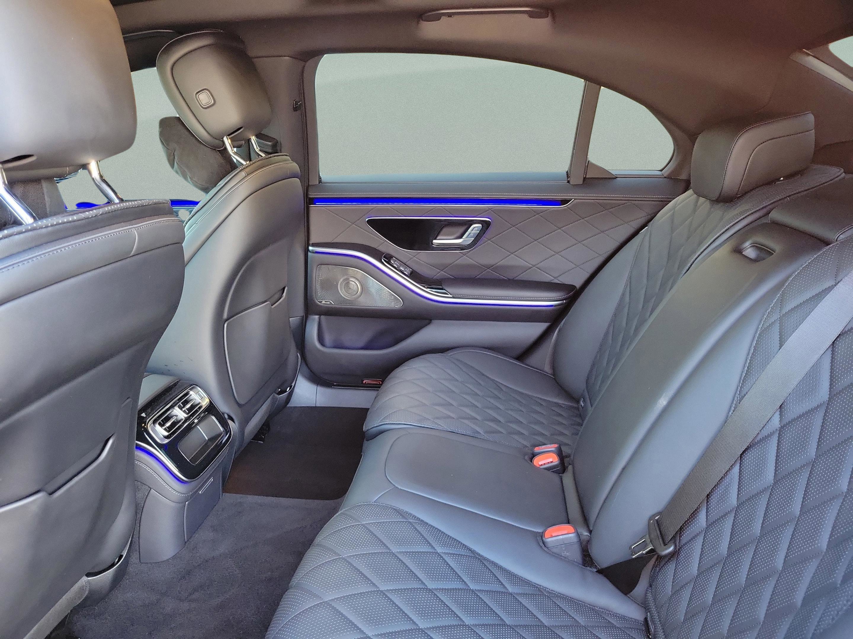 Used 2025 Mercedes-Benz S 580e 4MATIC Sedan image 6