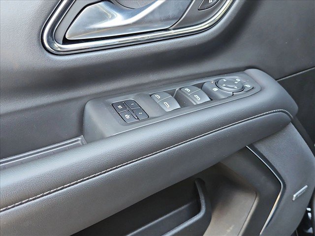 Used 2022 Chevrolet Suburban LT AWD/4WD image 24