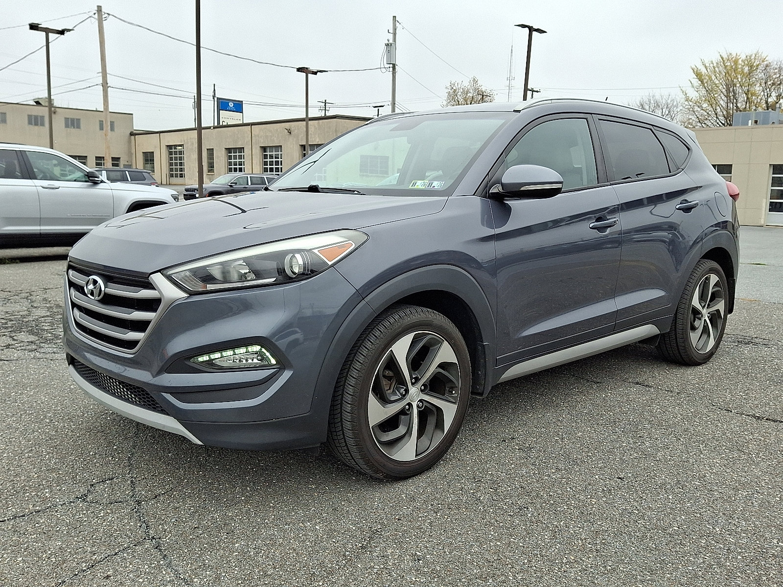 Used 2017 Hyundai Tucson Sport w/ Cargo Package image 3