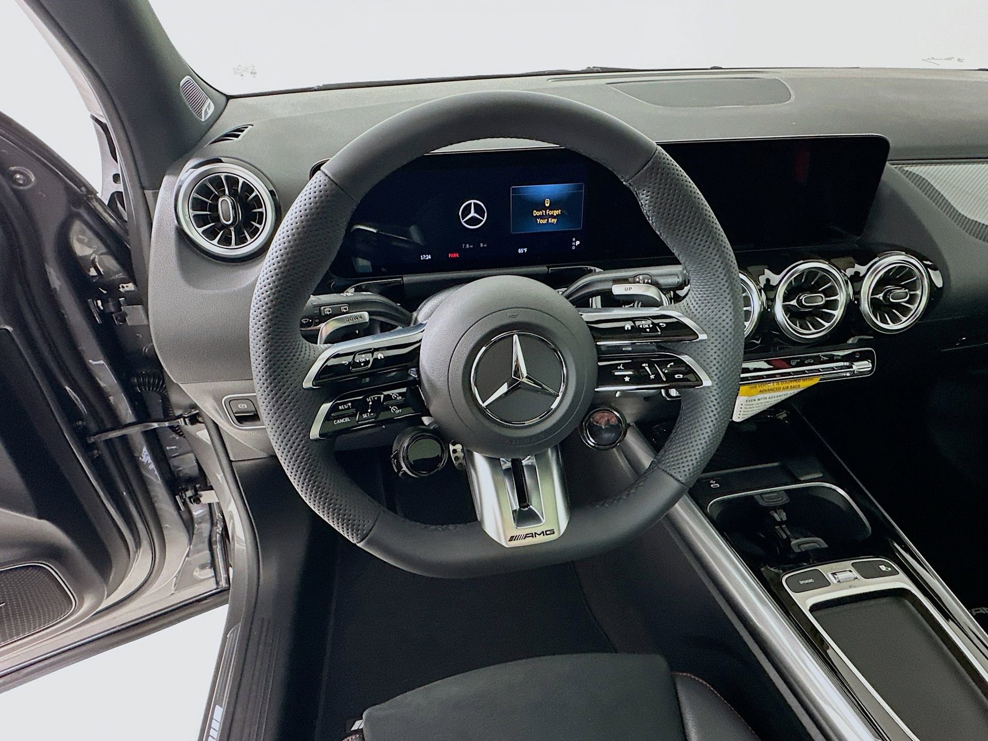 New 2026 Mercedes-Benz GLA 35 AMG 4MATIC image 12