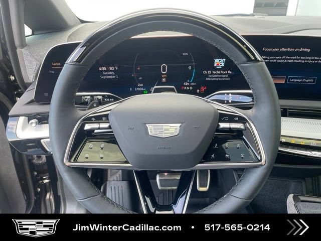 Certified 2025 Cadillac Optiq Luxury 2 w/ LPO, Floor Liner Package AWD/4WD image 28