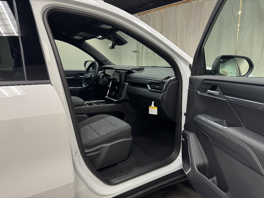 New 2026 GMC Acadia Elevation w/ LPO, Floor Liner Package image 17