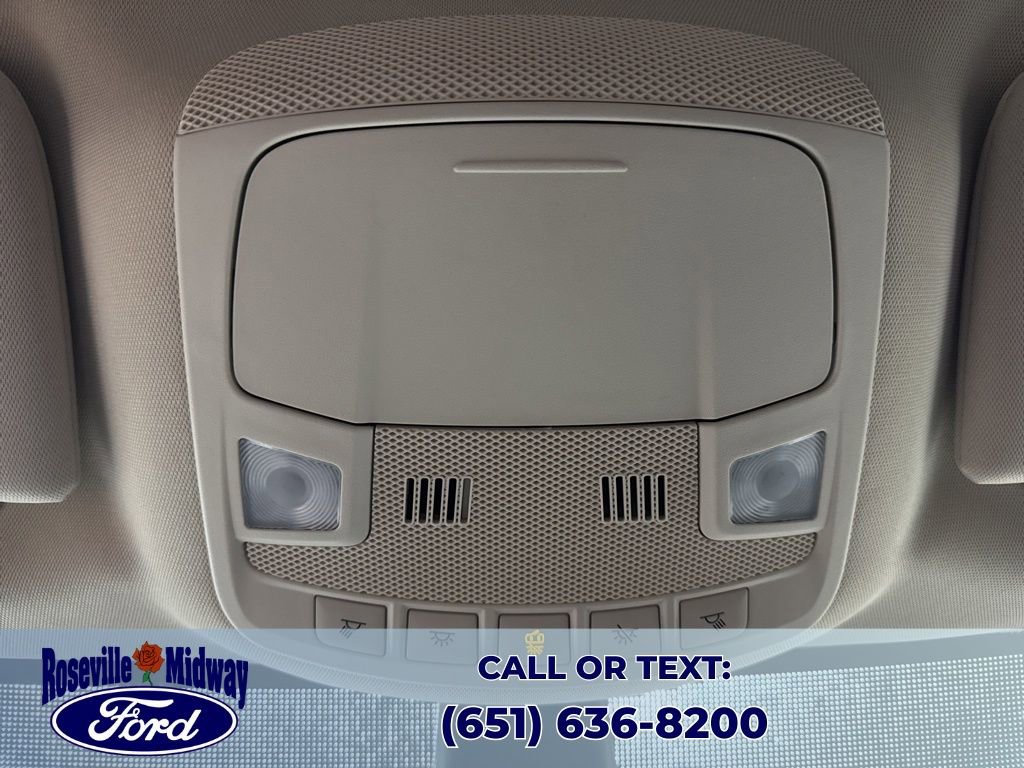 Used 2023 Ford Edge Titanium image 18
