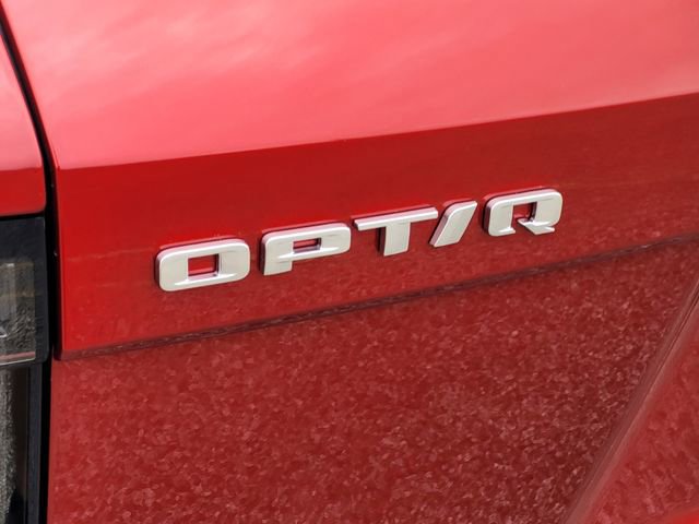 New 2026 Cadillac Optiq Luxury 2 image 8