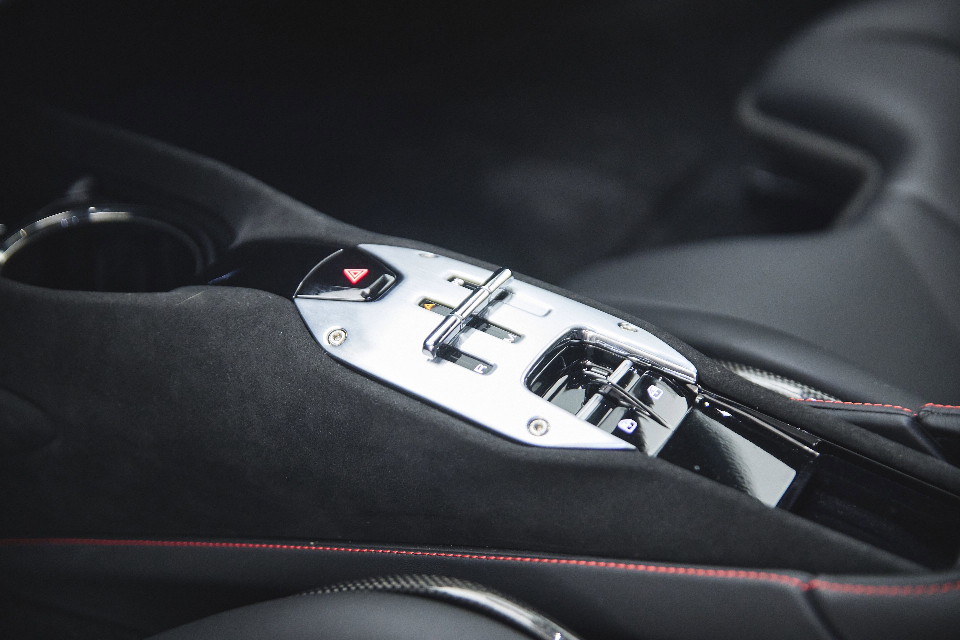 Used 2022 Ferrari SF90 Stradale image 18