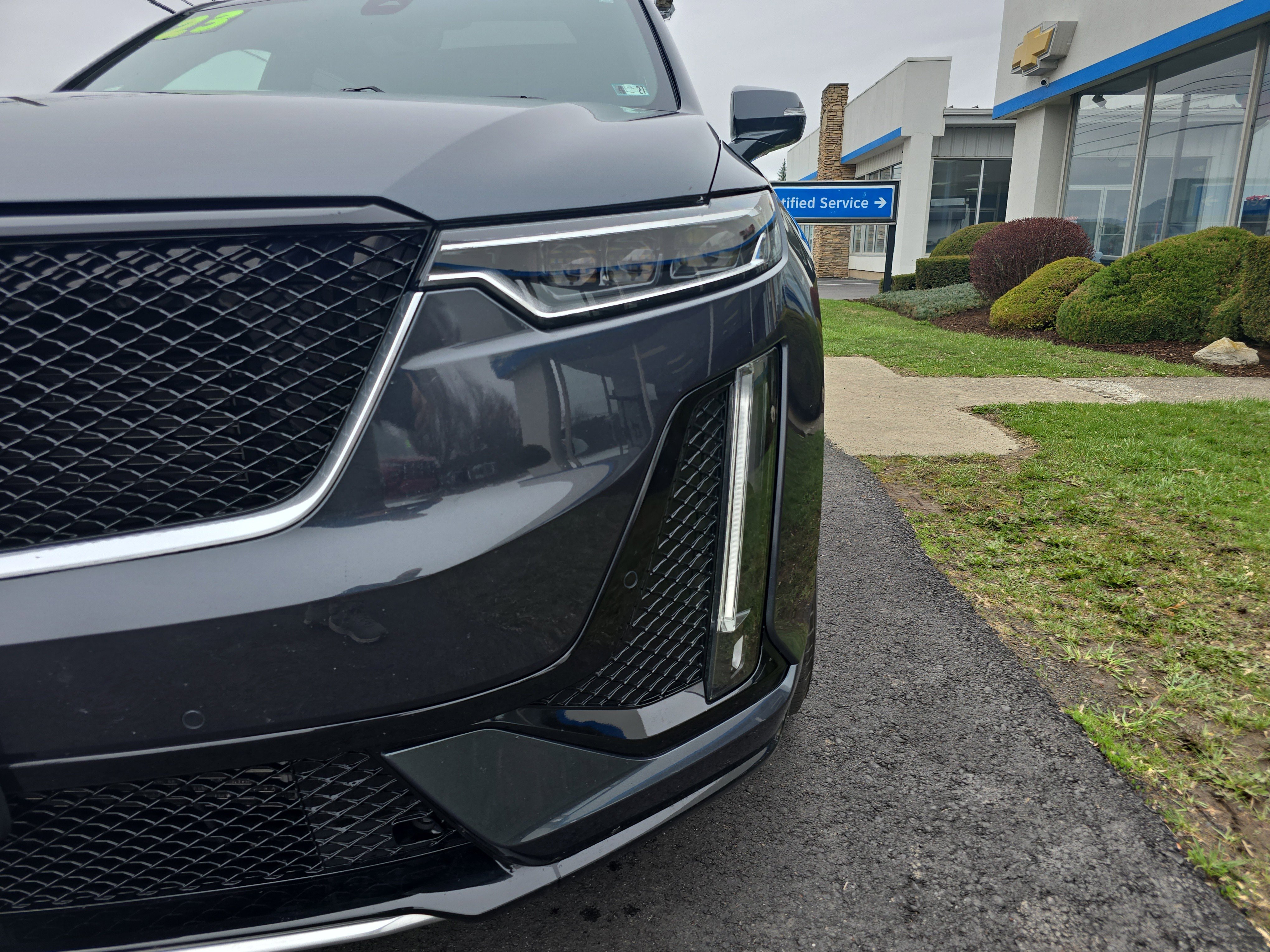 Used 2023 Cadillac XT6 Sport w/ Platinum Package image 10