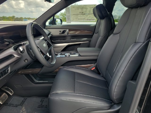 New 2027 Cadillac Vistiq Luxury AWD/4WD image 24