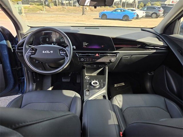 Used 2024 Kia Niro EX image 17