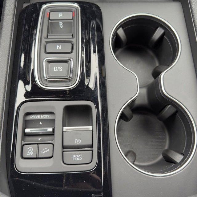 New 2025 Honda Pilot Sport image 23