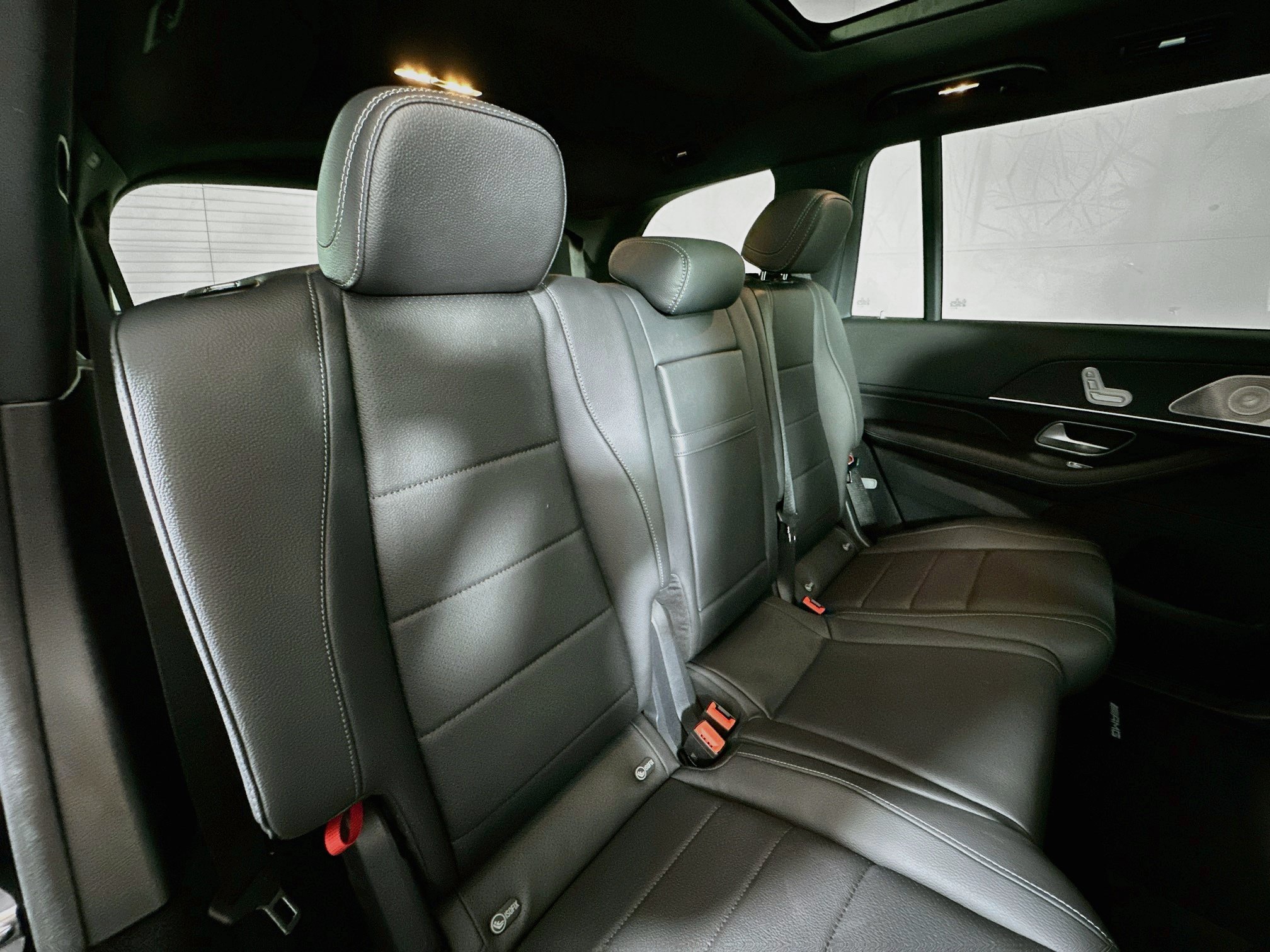 Certified 2025 Mercedes-Benz GLS 450 4MATIC image 30