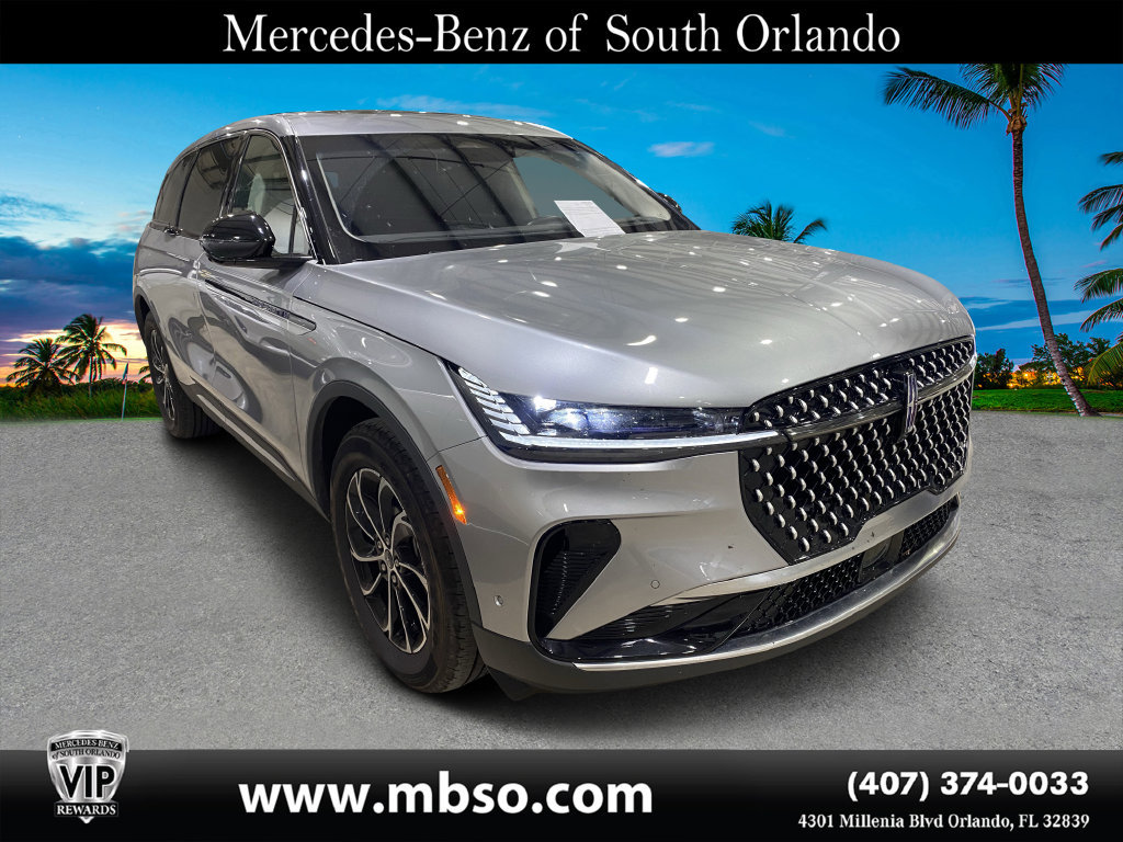 Used 2024 Lincoln Nautilus Premier w/ Equipment Group 102A AWD/4WD image 1