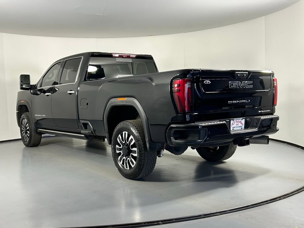 Used 2024 GMC Sierra 3500 Denali Ultimate AWD/4WD image 5