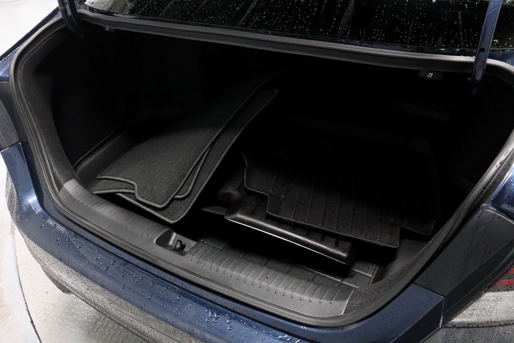 Used 2025 Honda Accord SE image 15