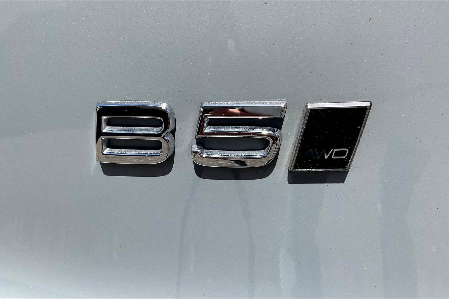Used 2025 Volvo XC40 B5 Core AWD/4WD image 7