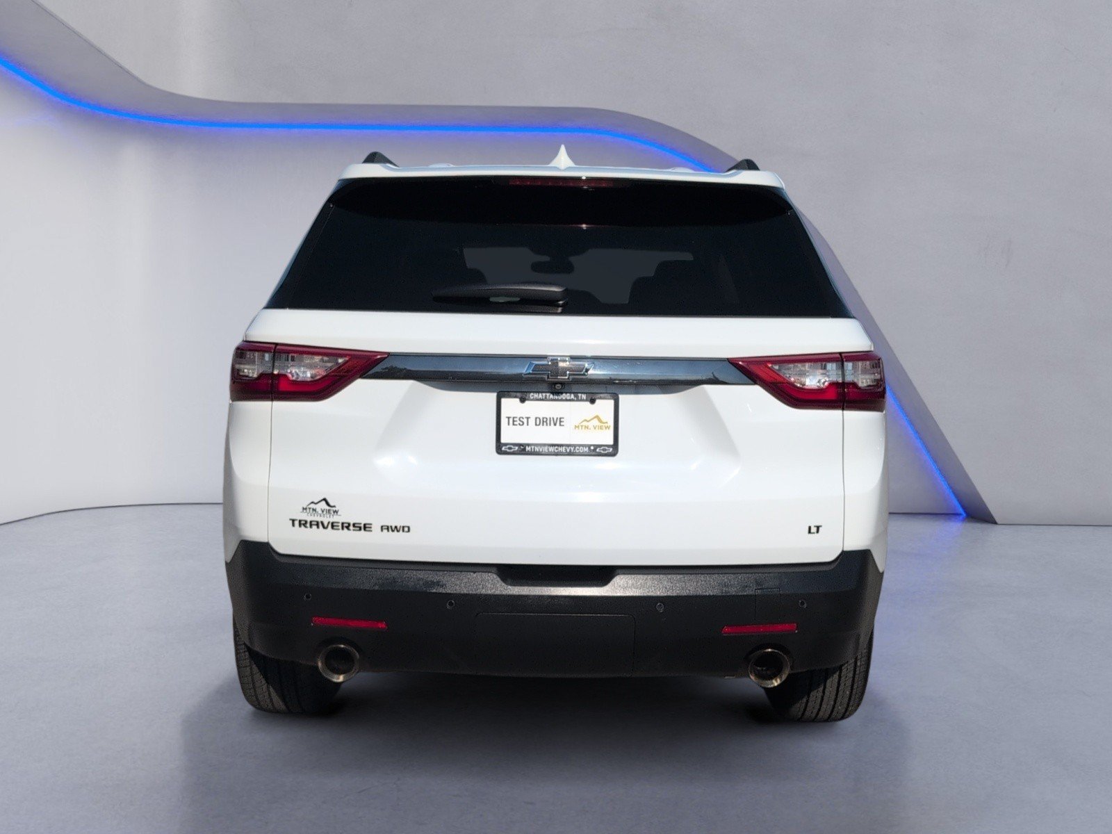 Used 2020 Chevrolet Traverse LT w/ LPO, Blackout Package AWD/4WD image 14