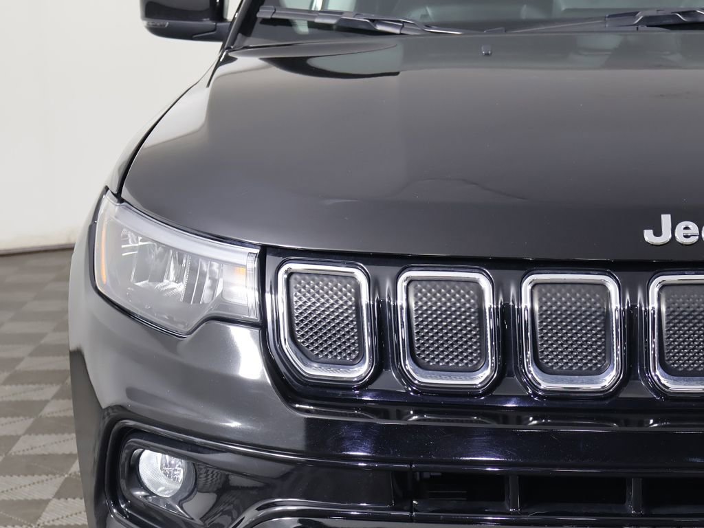 Used 2022 Jeep Compass Limited image 13