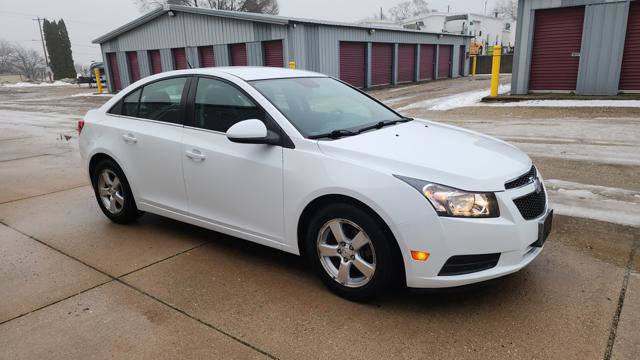 Used 2014 Chevrolet Cruze LT image 9