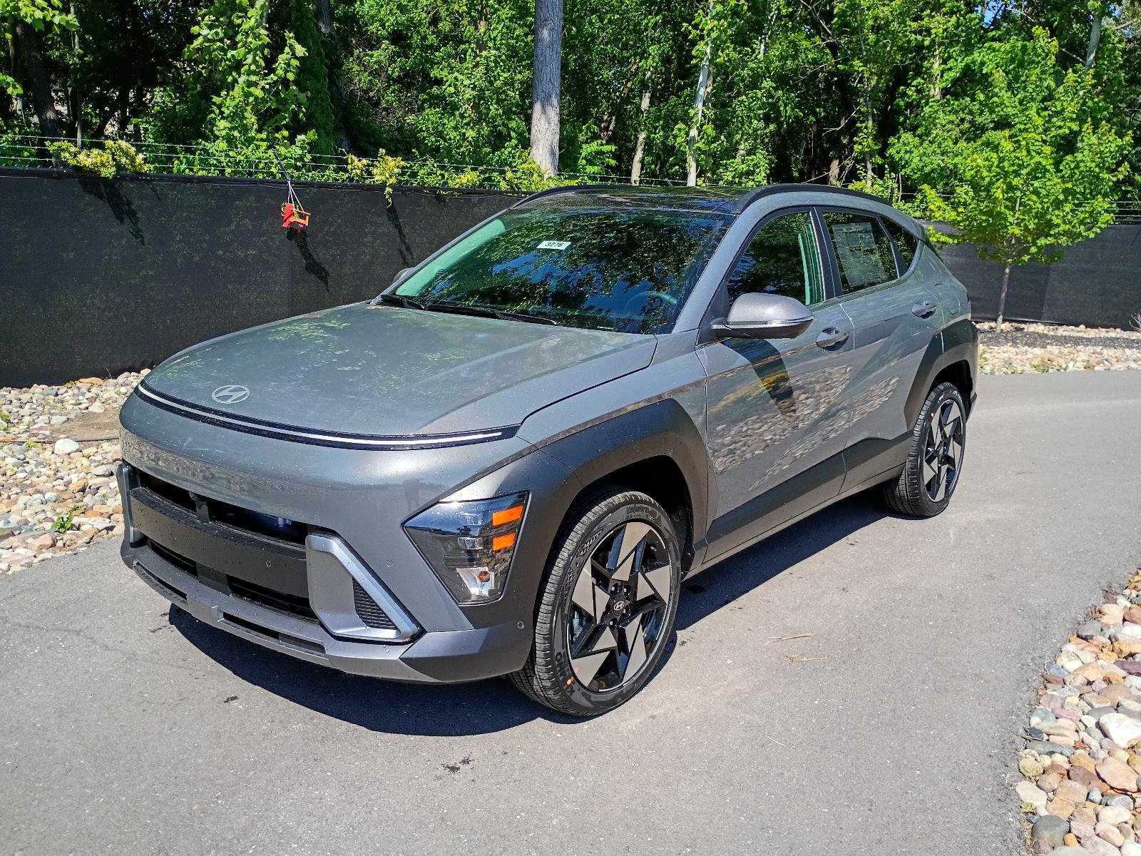 New 2026 Hyundai Kona Limited AWD/4WD image 1