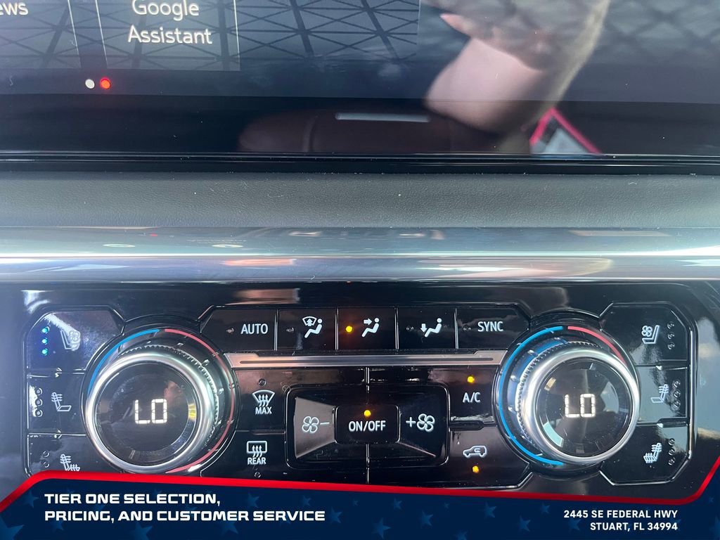 Used 2024 GMC Sierra 2500 Denali Ultimate AWD/4WD image 23
