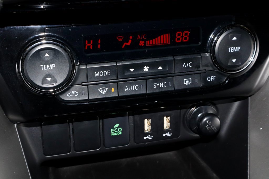 Used 2024 Mitsubishi Eclipse Cross SE image 32