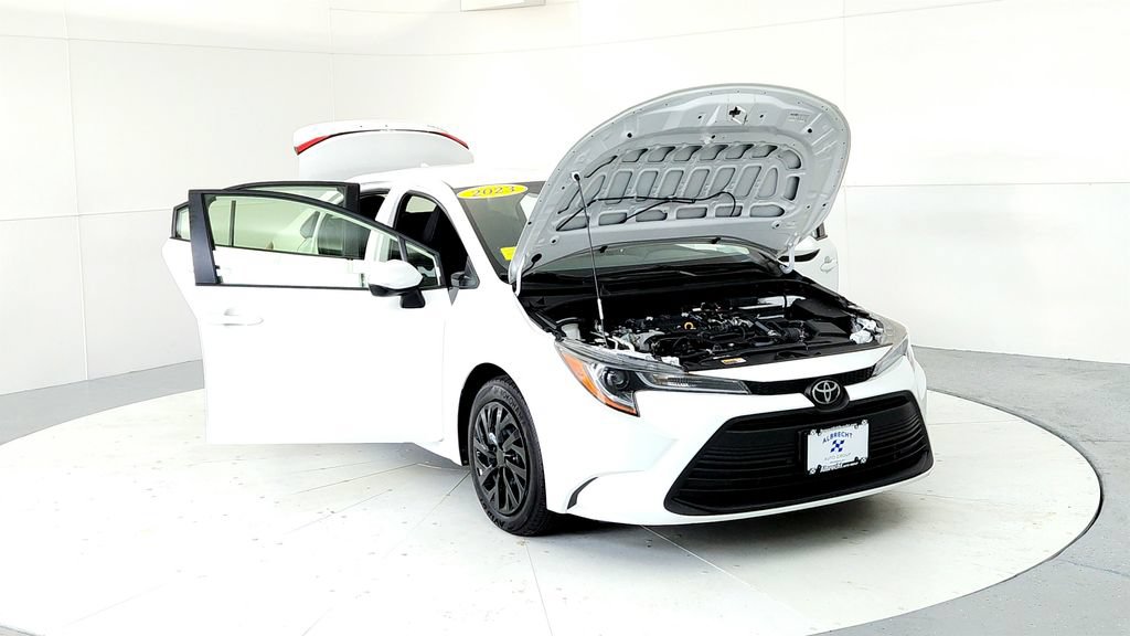 Certified 2023 Toyota Corolla LE w/ Carpet Mat Package (TMS) FWD image 9