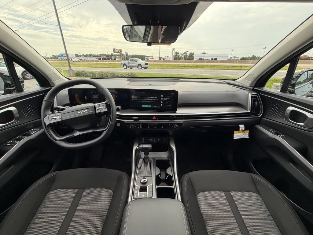 New 2026 Kia Sorento LX FWD image 28