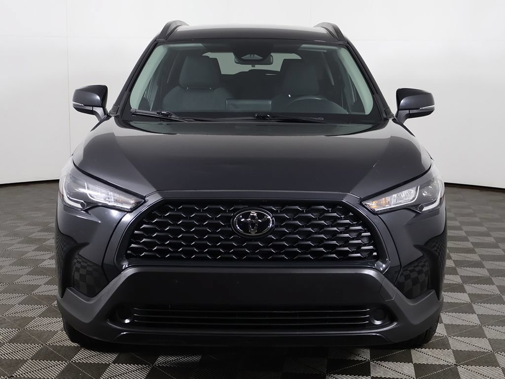 Used 2023 Toyota Corolla Cross LE FWD image 9