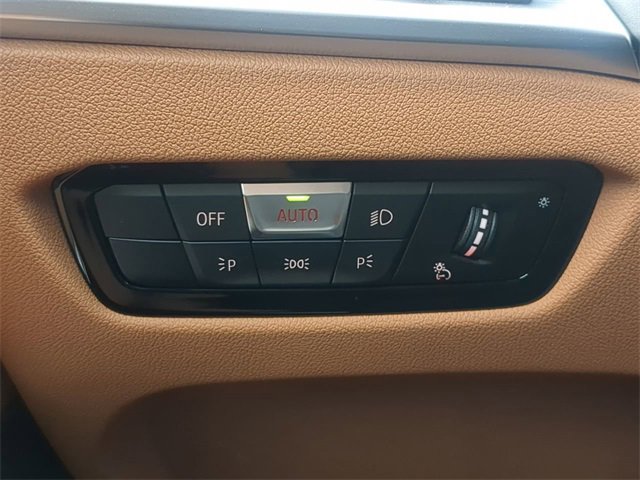 Used 2025 BMW 330i Sedan image 26
