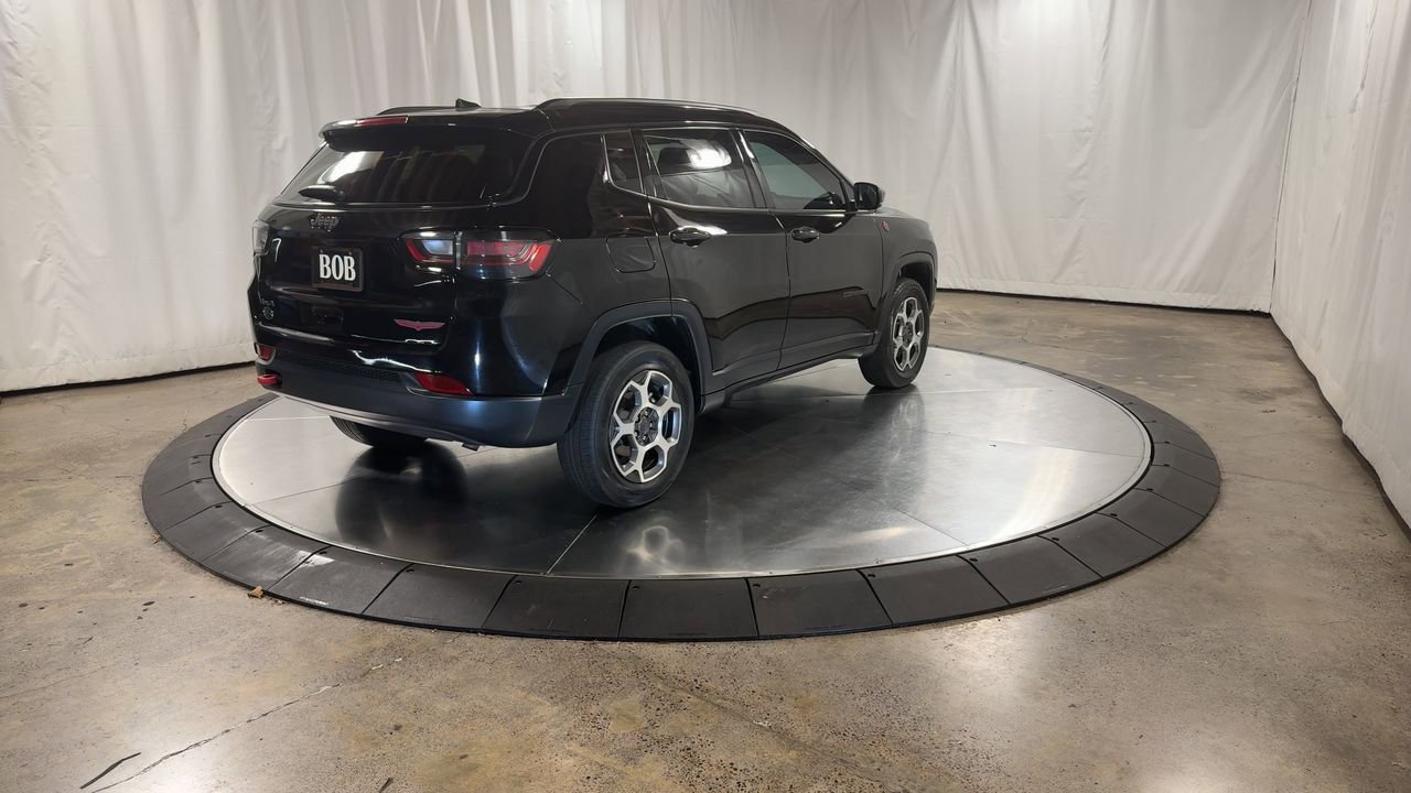 Used 2022 Jeep Compass Trailhawk w/ Trailhawk Elite Group image 8