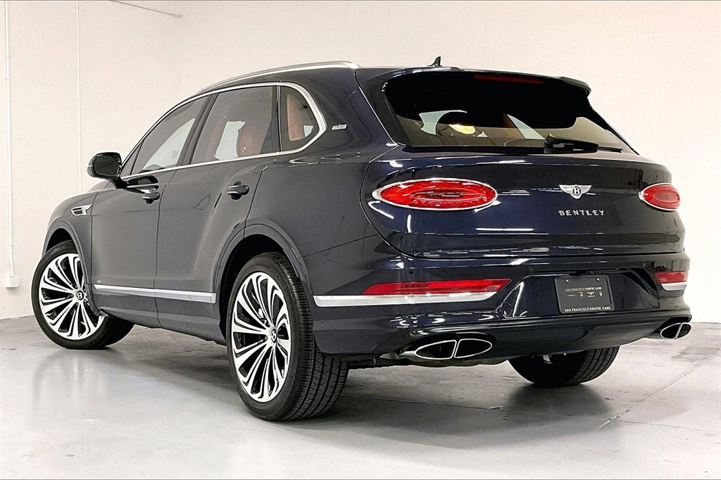 Used 2022 Bentley Bentayga image 6