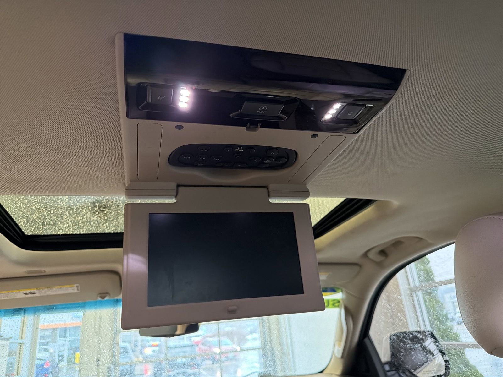 Used 2020 Cadillac Escalade ESV Luxury image 17