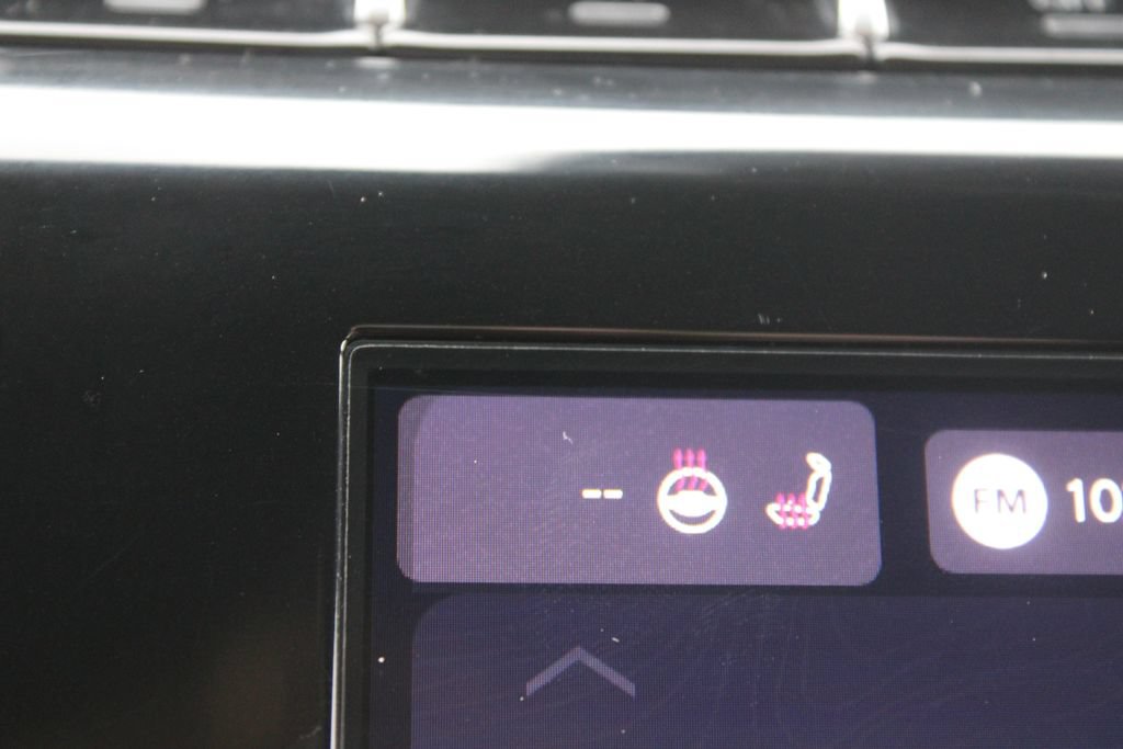 Used 2024 Jeep Grand Cherokee Altitude AWD/4WD image 49