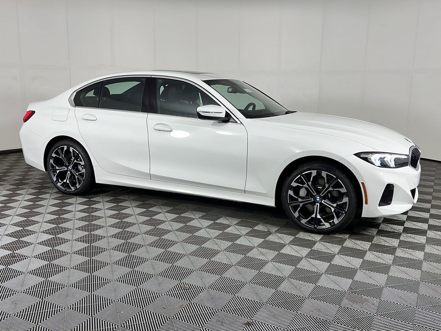New 2026 BMW 330i xDrive Sedan w/ Premium Package AWD/4WD image 2