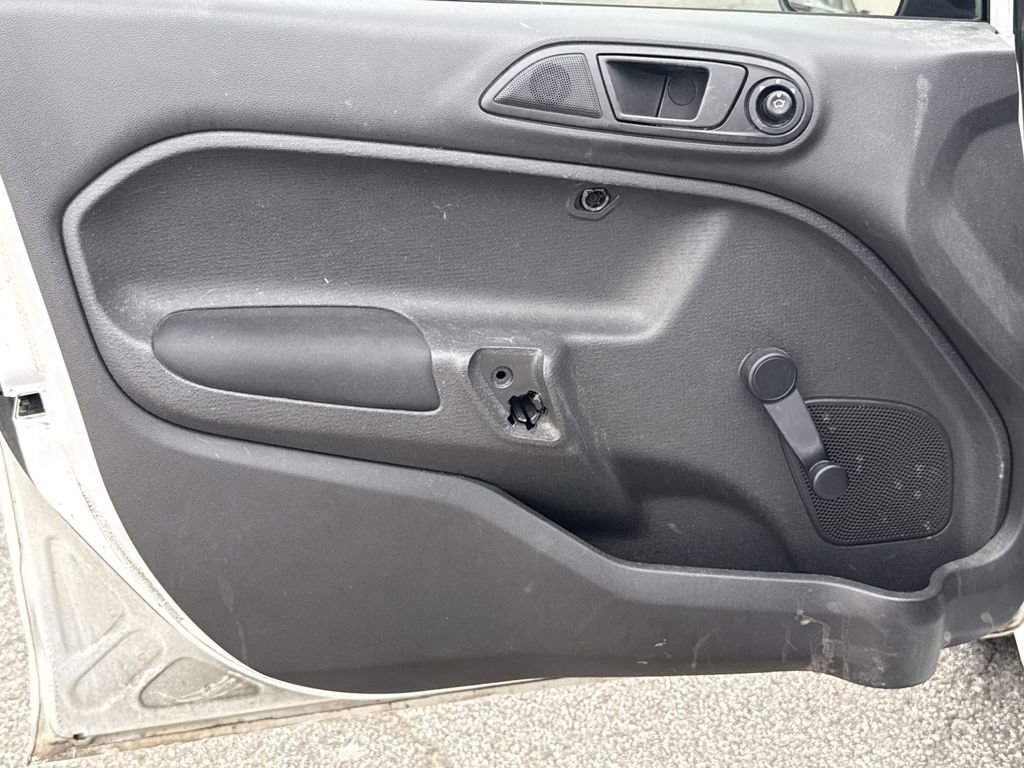 Used 2016 Ford Fiesta S image 10