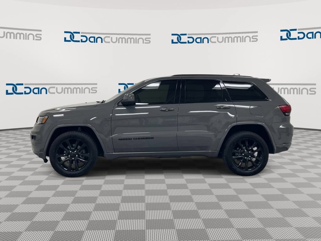 Used 2020 Jeep Grand Cherokee Altitude AWD/4WD image 5