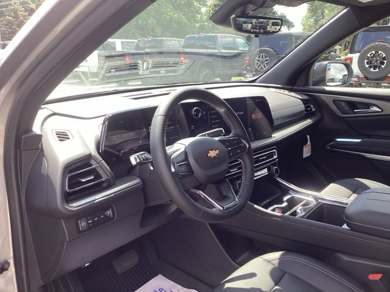 New 2026 Chevrolet Traverse LT w/ Driver Confidence Package image 27