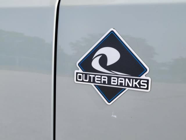 Used 2022 Ford Bronco Outer Banks AWD/4WD image 6