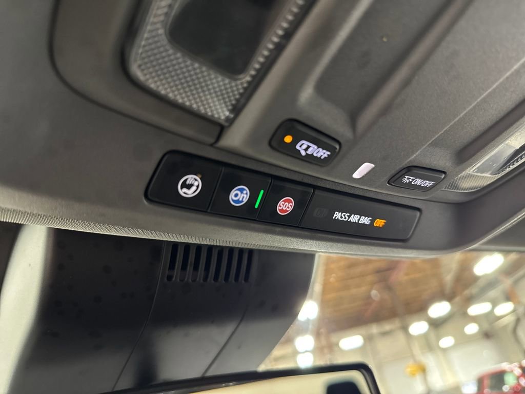 Certified 2022 Chevrolet Silverado 1500 Custom image 18