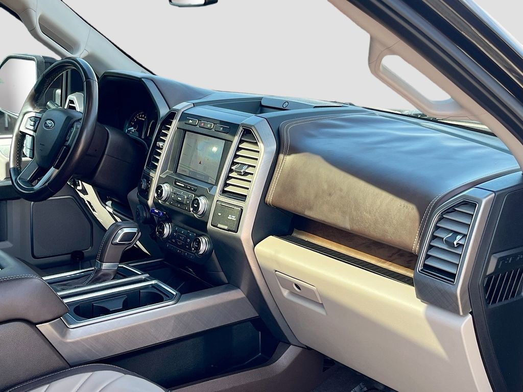 Used 2019 Ford F150 Limited w/ Trailer Tow Package image 31