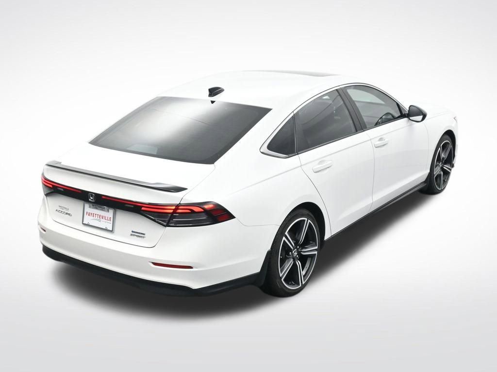 Used 2024 Honda Accord Sport image 16