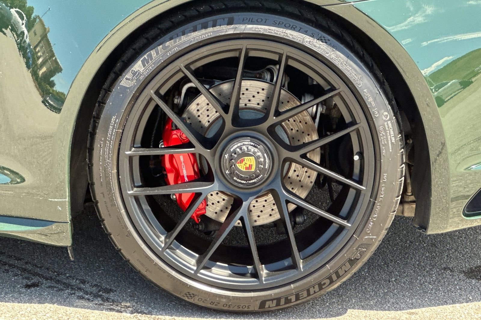 Certified 2019 Porsche 911 Targa 4 GTS AWD/4WD image 44