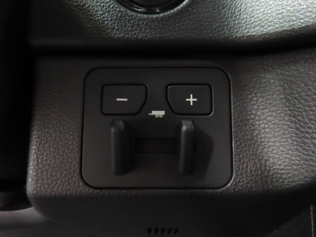 Used 2025 Toyota Tundra SR5 w/ SR5 Convenience Package AWD/4WD image 51