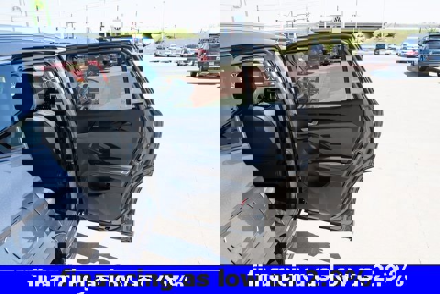 New 2025 Volkswagen Tiguan SE image 13