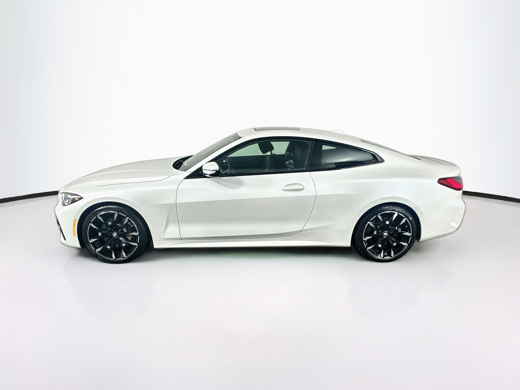 Used 2026 BMW 430i xDrive Coupe AWD/4WD image 4