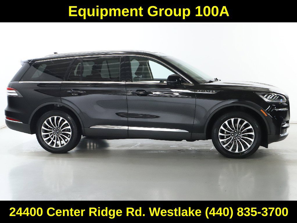 Used 2023 Lincoln Aviator AWD w/ Premium Package image 11