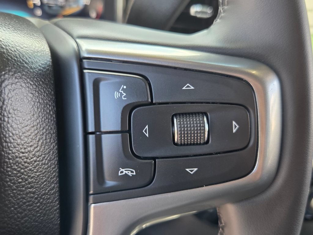 Used 2025 Chevrolet Silverado 2500 LTZ AWD/4WD image 30