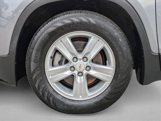 Used 2019 Chevrolet Trax LT w/ LT Convenience Package image 22